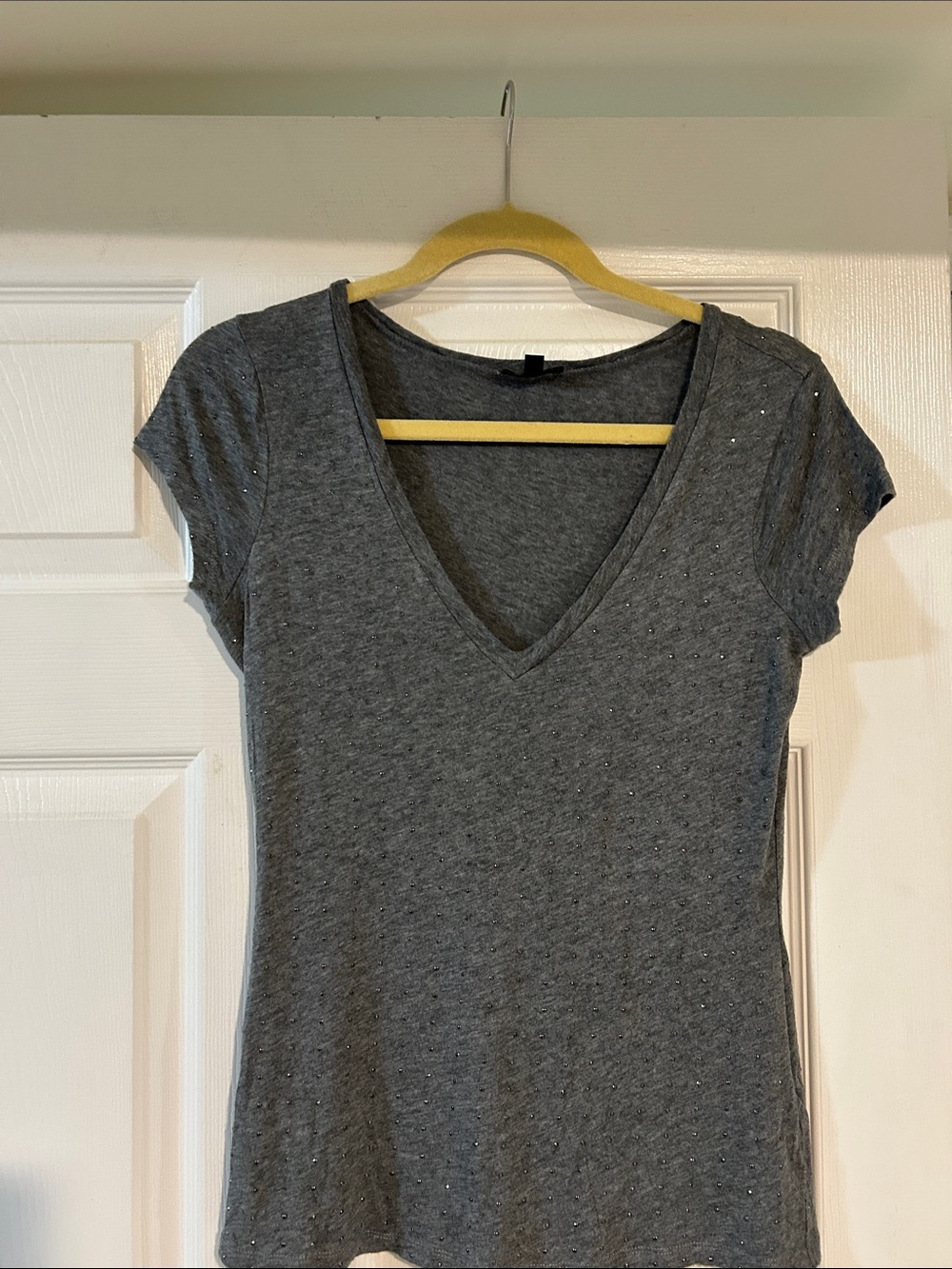 Express Gray V-Neck Short Sleeve Tee with Stud Accents
